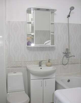 Апартаменты 1× комнатная квартира Алматы Апартаменты с 2 спальнями-13