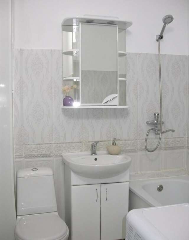 Апартаменты 1× комнатная квартира Алматы-15